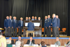 Sängerbund Tieringen eröffnet die Versammlung