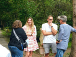 Leonie und Florian Endriß mit Karl-Heinz Schuler