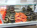 ... Schwarzwurst, Bauernbratwürste und scharfe Chili-Schwarzwurst.