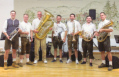 Als letzten Programmpunkt spielten die Bläser von "Wonderbrass" noch einige Lieder, und wurden unter Rufen nach "Zugaben" vom Publikum mit reichlich Applaus belohnt. Danke!